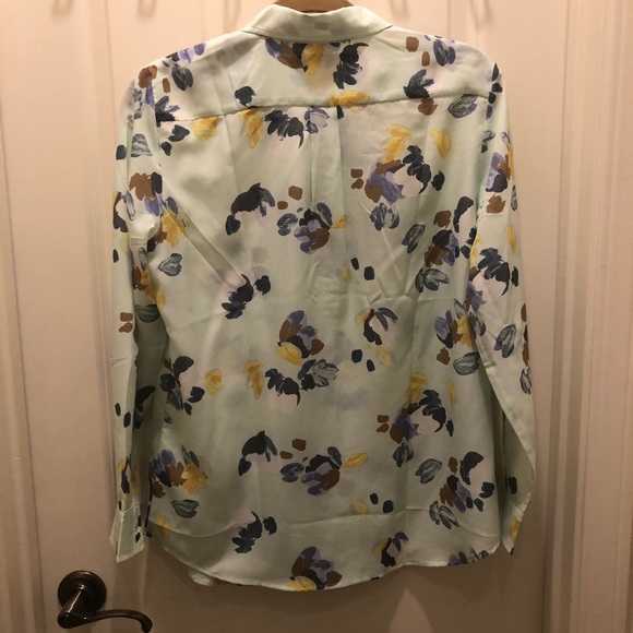 Banana Republic Floral Blouse - Picture 3 of 4